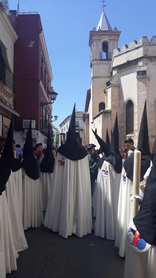 Alojamiento Lanza En El Corazon De Sevilla Exterior photo